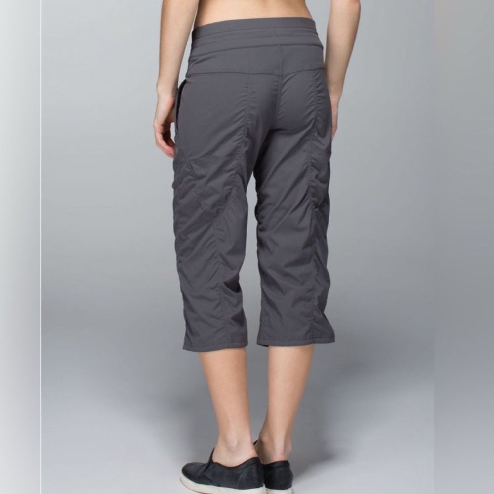 Lululemon Studio Crop in gray - Picture 2 of 10